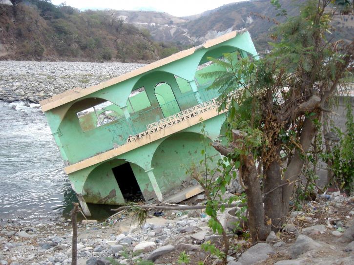 natural disaster 2 3933e