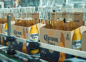 Cerveza Corona pide a clientes devolver sus botellas de vidrio: esta es la razón