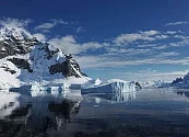 Encuentran nicotina y antidepresivos en aguas de la Antártida